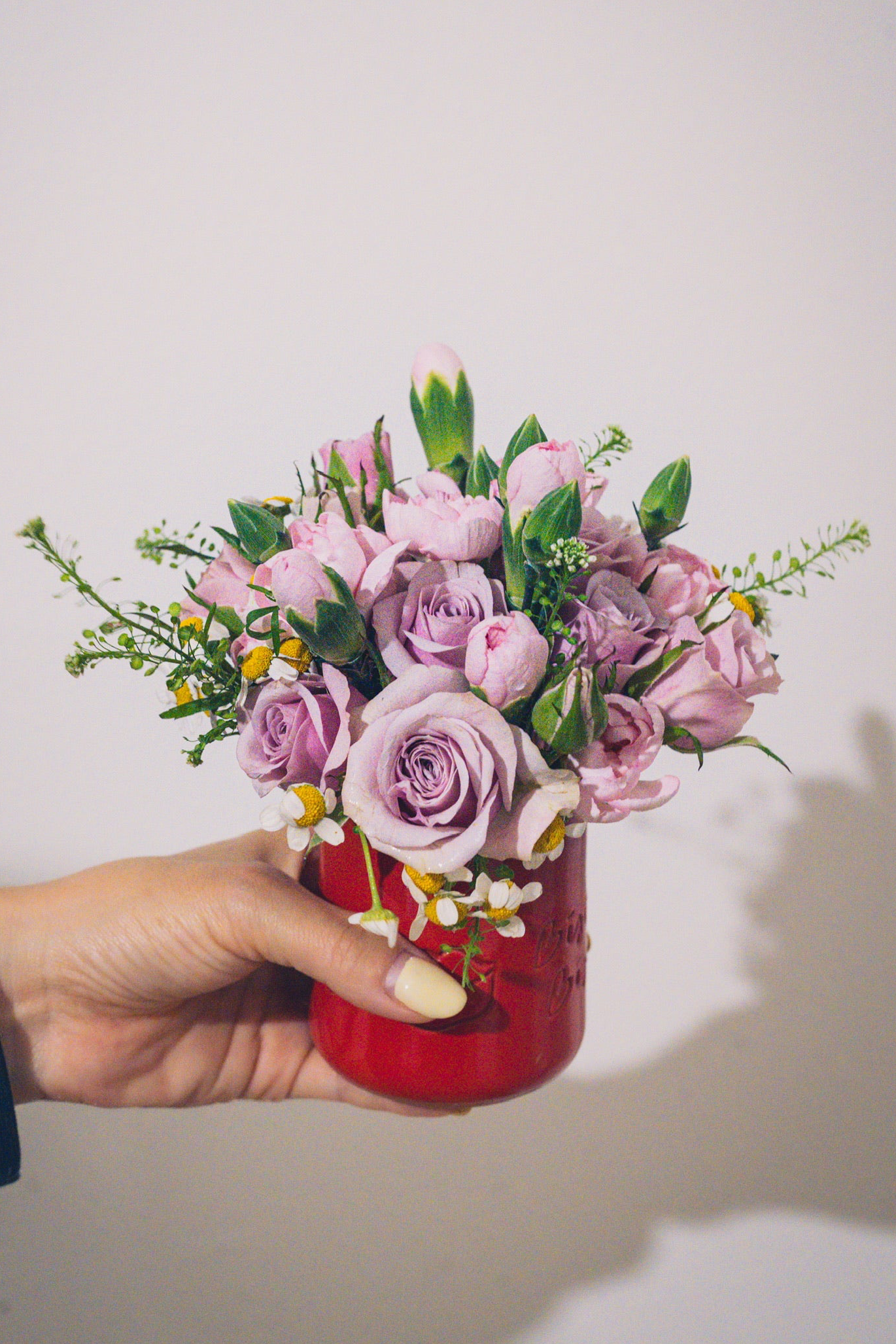 Minimalist centerpiece