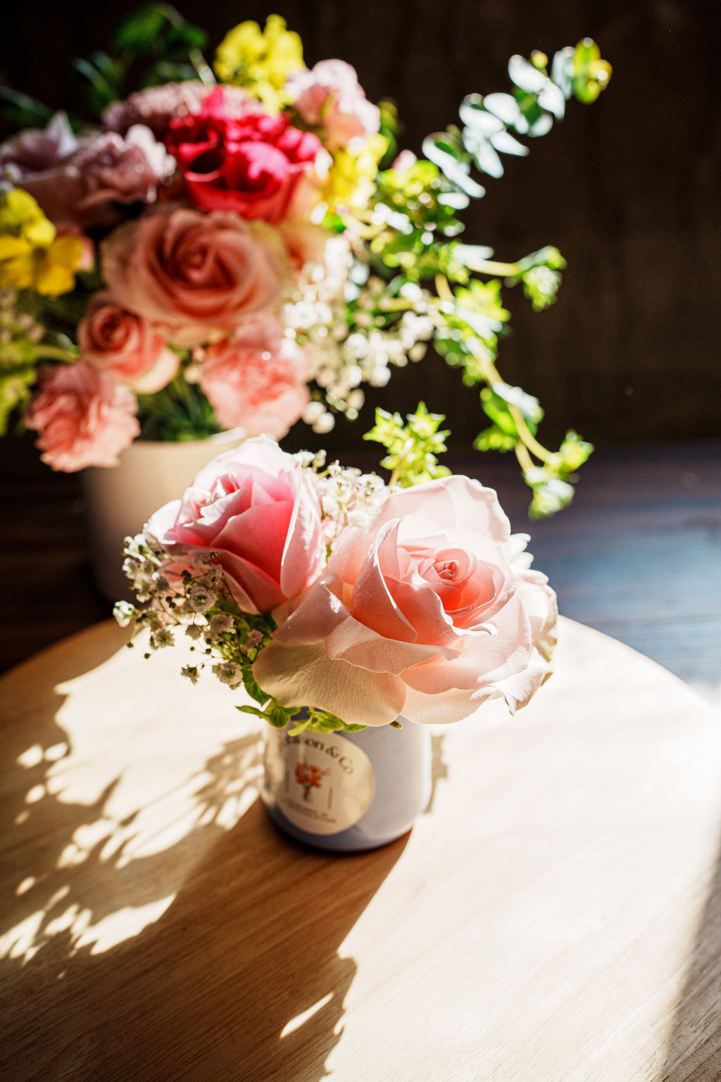 Minimalist centerpiece