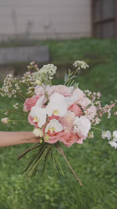 Signature Hand-tied Bouquet